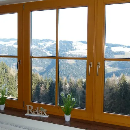 Berg-arche Appartement *
